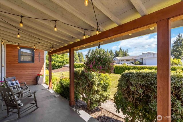 1921 Mt Brynion Road, Kelso, WA 98626