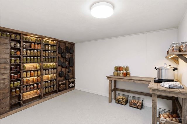 1921 Mt Brynion Road, Kelso, WA 98626