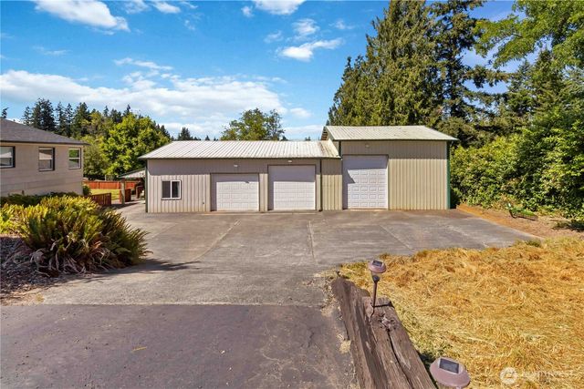 1921 Mt Brynion Road, Kelso, WA 98626