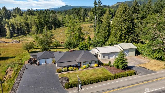 1921 Mt Brynion Road, Kelso, WA 98626