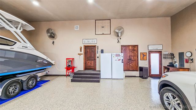 417188 Mockingbird Lane, Eufaula, OK 74432