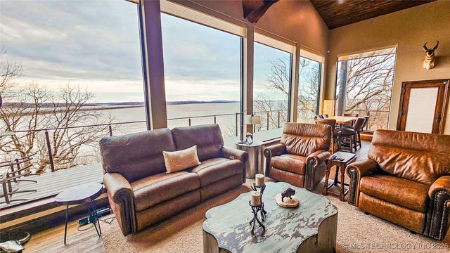 417188 Mockingbird Lane, Eufaula, OK 74432