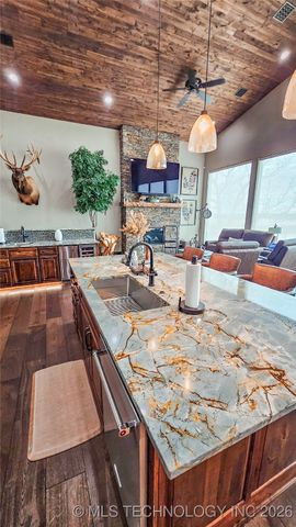 417188 Mockingbird Lane, Eufaula, OK 74432