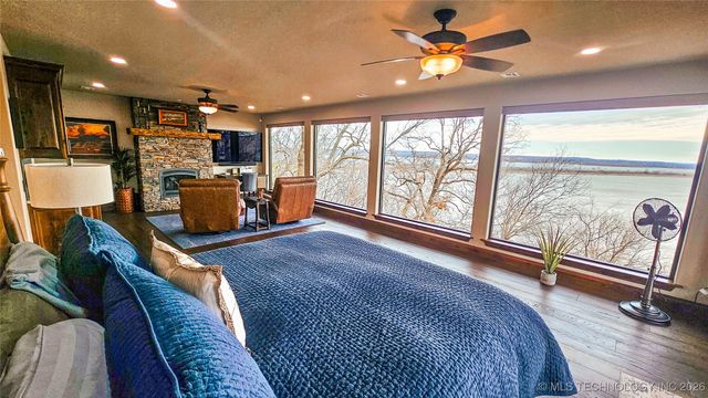 417188 Mockingbird Lane, Eufaula, OK 74432