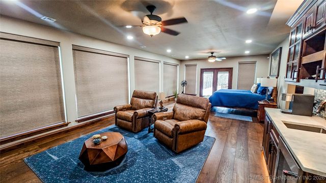 417188 Mockingbird Lane, Eufaula, OK 74432