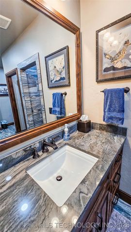 417188 Mockingbird Lane, Eufaula, OK 74432