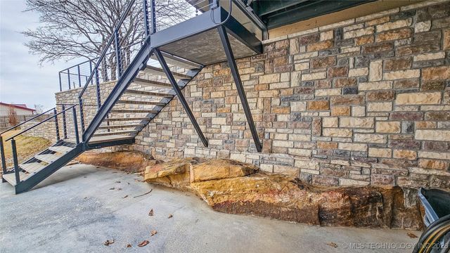 417188 Mockingbird Lane, Eufaula, OK 74432