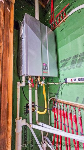 417188 Mockingbird Lane, Eufaula, OK 74432