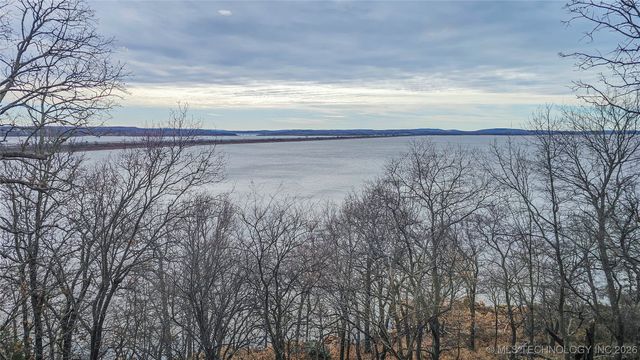 417188 Mockingbird Lane, Eufaula, OK 74432