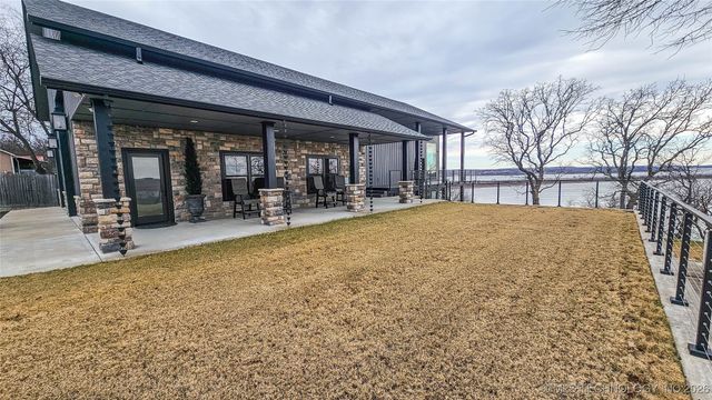 417188 Mockingbird Lane, Eufaula, OK 74432