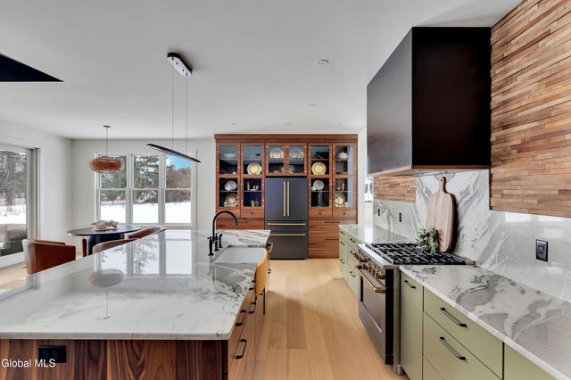 116 Schuurman Road, Schodack, NY 12033