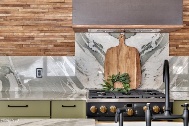 116 Schuurman Road, Schodack, NY 12033