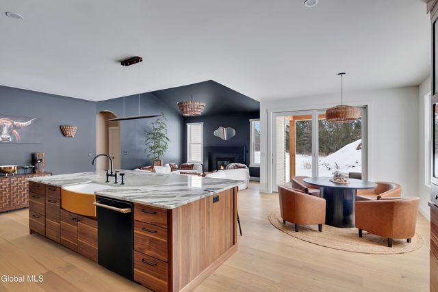 116 Schuurman Road, Schodack, NY 12033