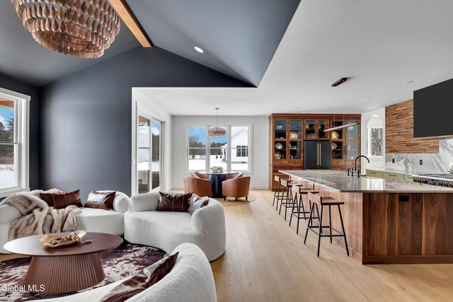 116 Schuurman Road, Schodack, NY 12033