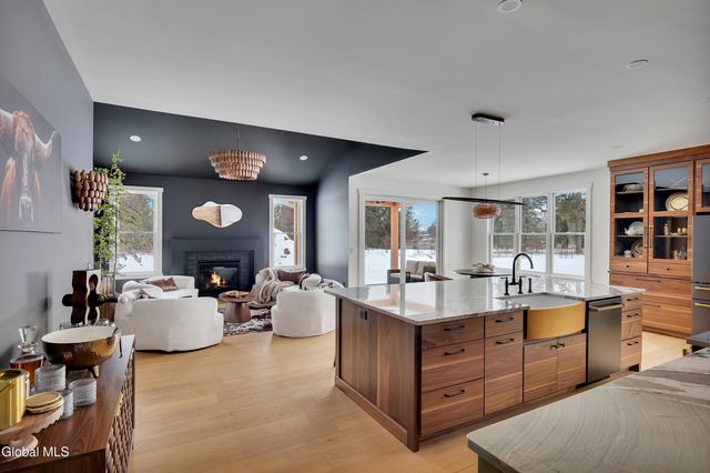 116 Schuurman Road, Schodack, NY 12033