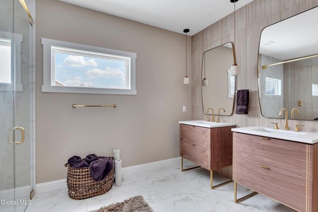 116 Schuurman Road, Schodack, NY 12033