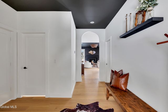 116 Schuurman Road, Schodack, NY 12033