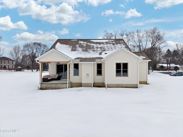 116 Schuurman Road, Schodack, NY 12033