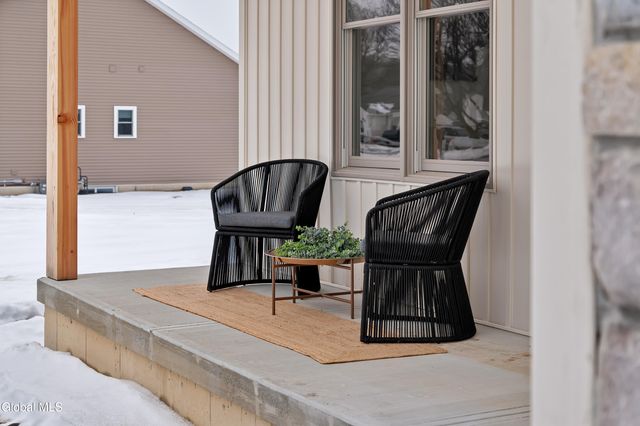 116 Schuurman Road, Schodack, NY 12033