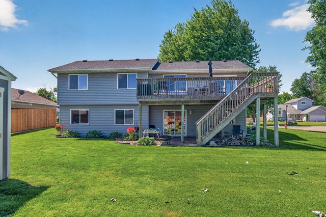 1831 73rd Street, Hugo, MN 55038
