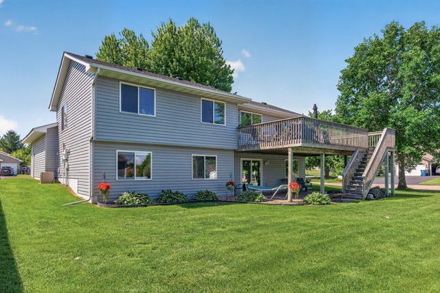 1831 73rd Street, Hugo, MN 55038