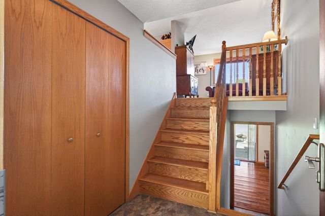 1831 73rd Street, Hugo, MN 55038
