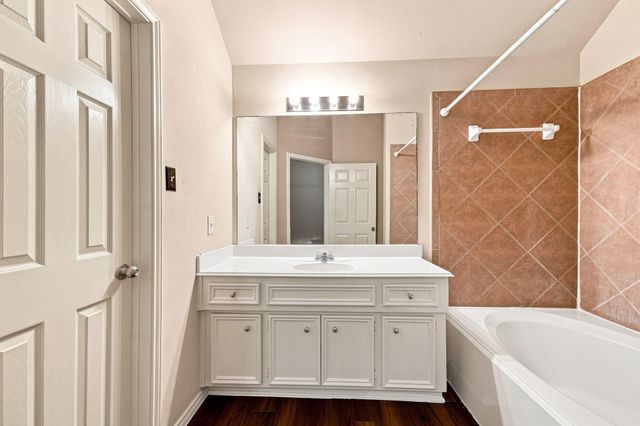 16551 Pentonshire Lane, Houston, TX 77090
