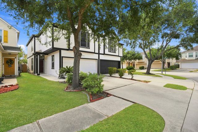 16551 Pentonshire Lane, Houston, TX 77090