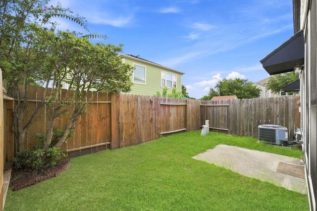 16551 Pentonshire Lane, Houston, TX 77090