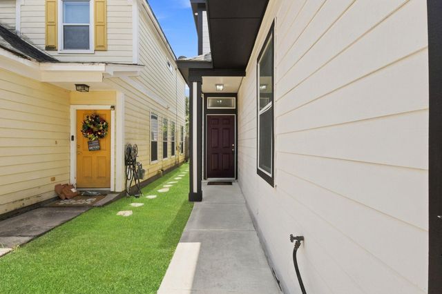 16551 Pentonshire Lane, Houston, TX 77090