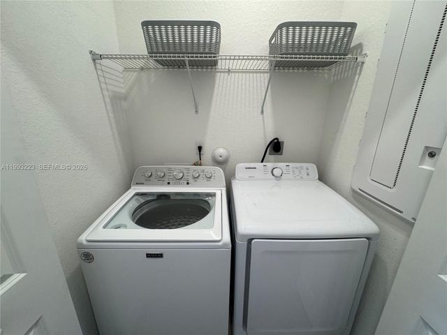 1110 SE 27th Ter 1110, Homestead, FL 33035