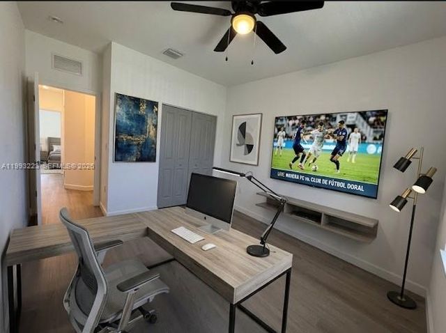 1110 SE 27th Ter 1110, Homestead, FL 33035