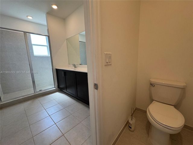 1110 SE 27th Ter 1110, Homestead, FL 33035