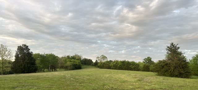 2315 Holloway Rd, Lebanon, TN 37090