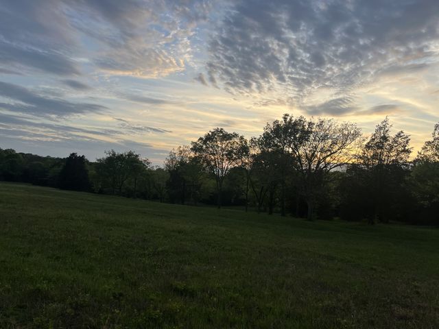 2315 Holloway Rd, Lebanon, TN 37090