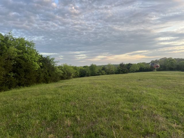2315 Holloway Rd, Lebanon, TN 37090