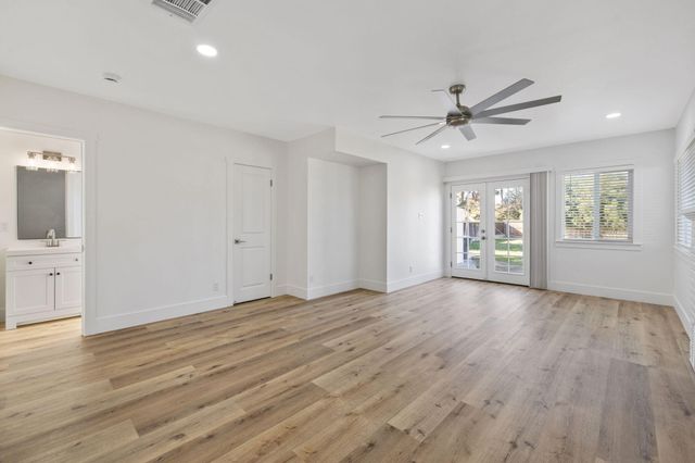 1404 Kaweah Street, Hanford, CA 93230