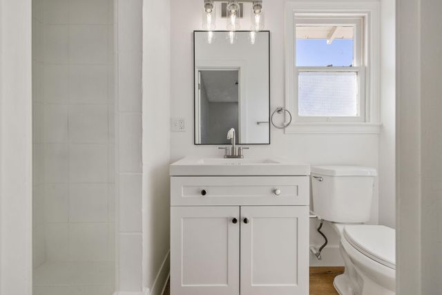 1404 Kaweah Street, Hanford, CA 93230