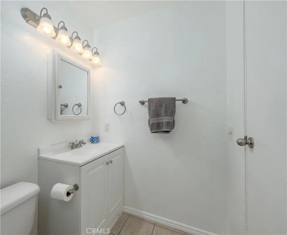 1009 S Mantle 138B, Santa Ana, CA 92705