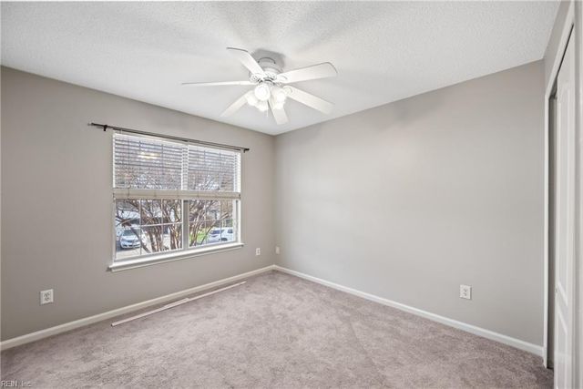 506 Whisper Walk WALK, Chesapeake, VA 23322