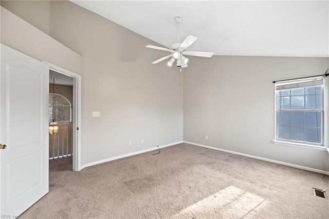 506 Whisper Walk WALK, Chesapeake, VA 23322