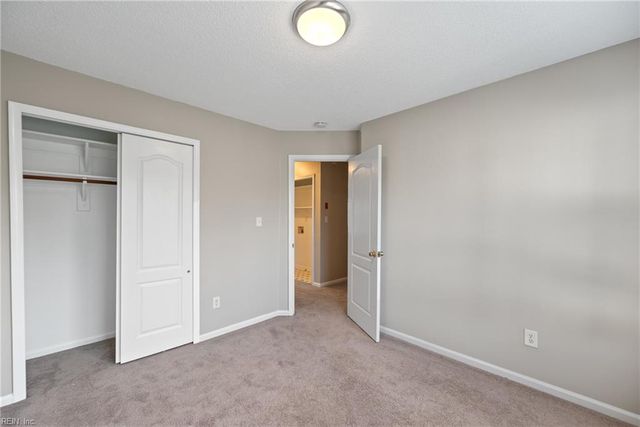 506 Whisper Walk WALK, Chesapeake, VA 23322