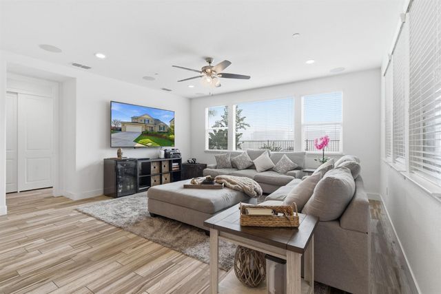 17726 Griswold Ct, Lathrop, CA 95330