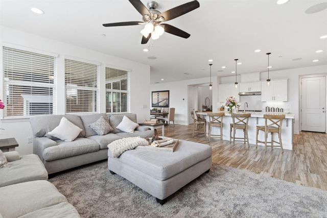 17726 Griswold Ct, Lathrop, CA 95330