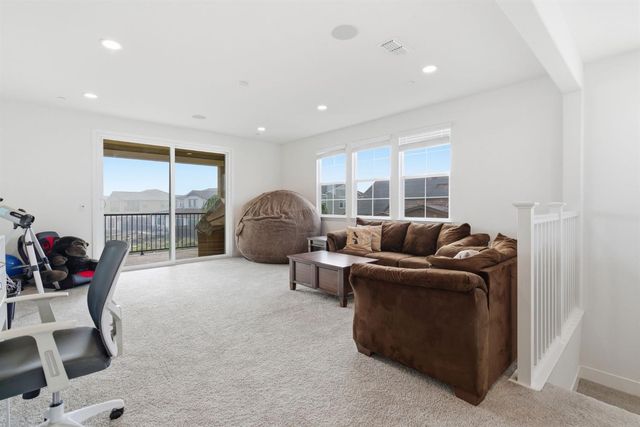 17726 Griswold Ct, Lathrop, CA 95330