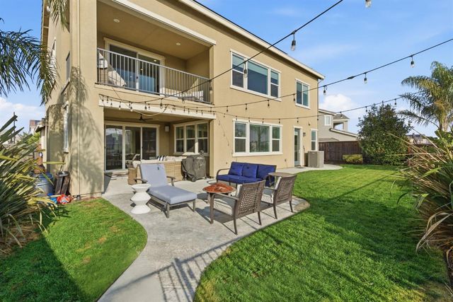 17726 Griswold Ct, Lathrop, CA 95330