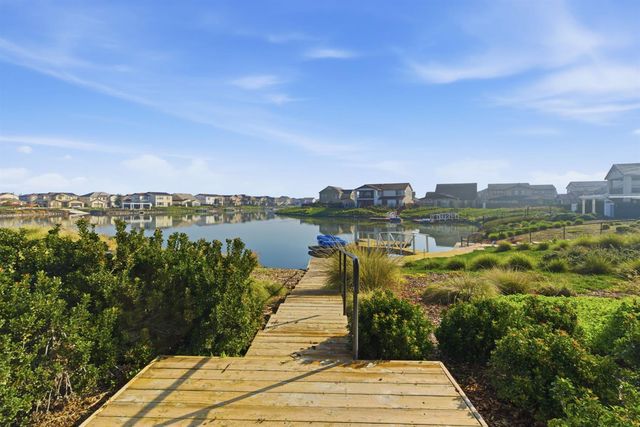 17726 Griswold Ct, Lathrop, CA 95330