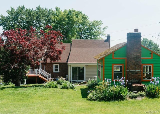178 Hoyt Street, Port Ewen, NY 12466
