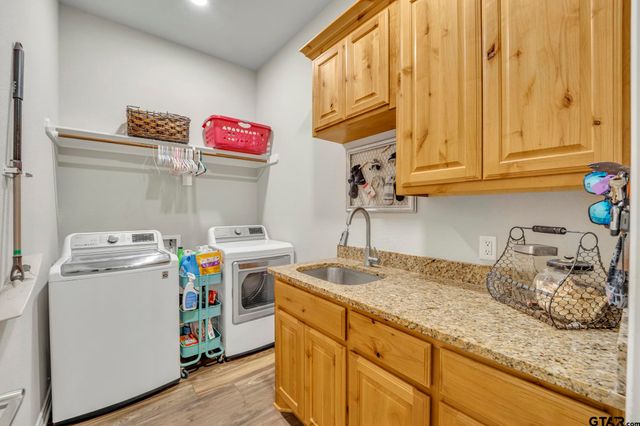 11867 Berrycreek Cir, Frankston, TX 75763