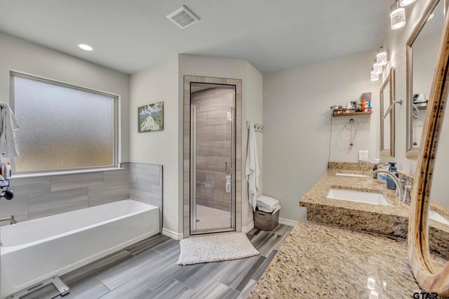 11867 Berrycreek Cir, Frankston, TX 75763